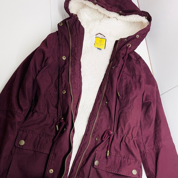 AEROPOSTALE — PRINCE & FOX, SMALL BURGUNDY FUR-LINED WINTER COAT, UTILITY JACKET - Picture 3 of 14